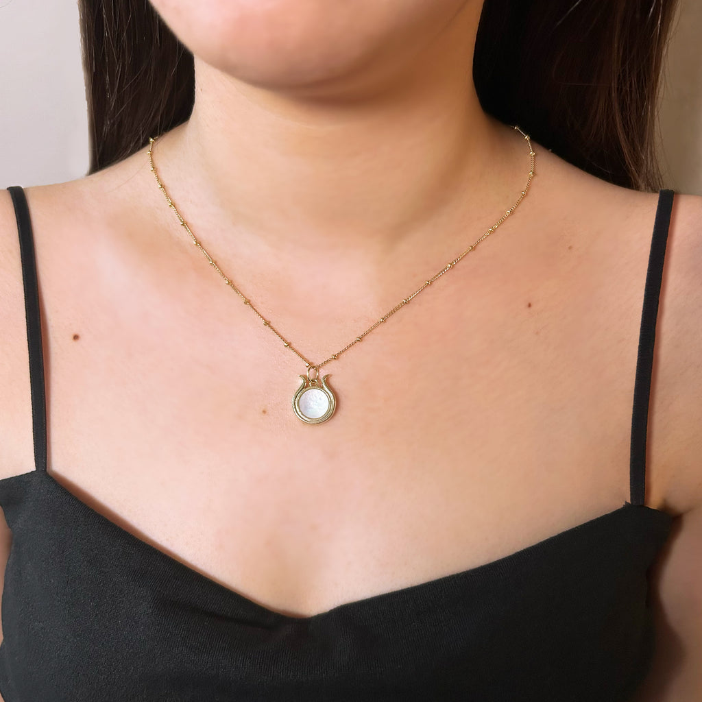 【rn】 Hathor 《White Mother of Pearl 》