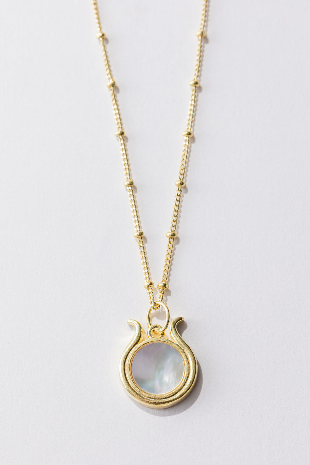 【rn】 Hathor 《White Mother of Pearl 》