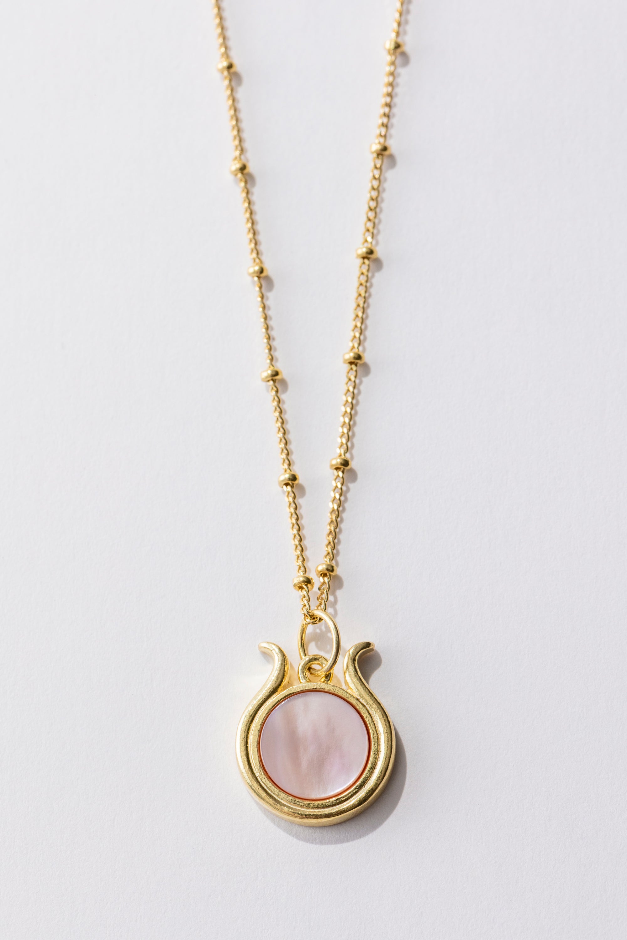 【rn】 Hathor 《Pink Mother of Pearl 》
