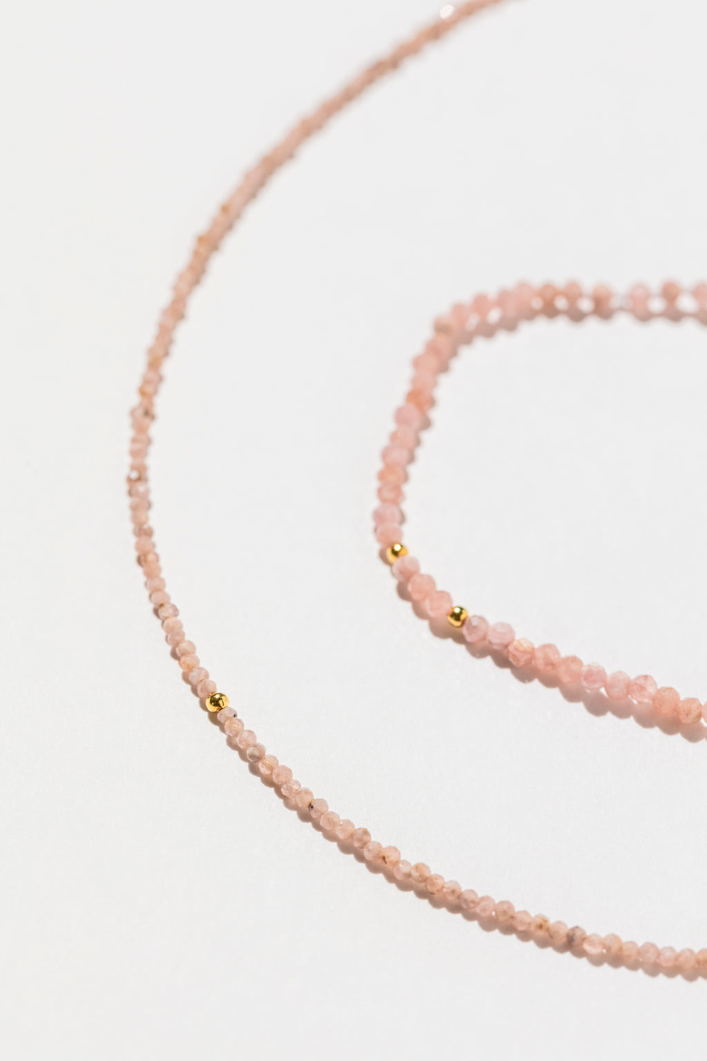 【rn】 Mille 《 Rhodochrosite 》 Bracelet