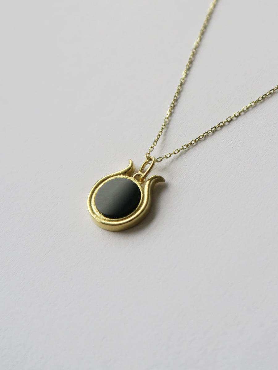 【rn】Hathor 《 Onyx 》 (mini)