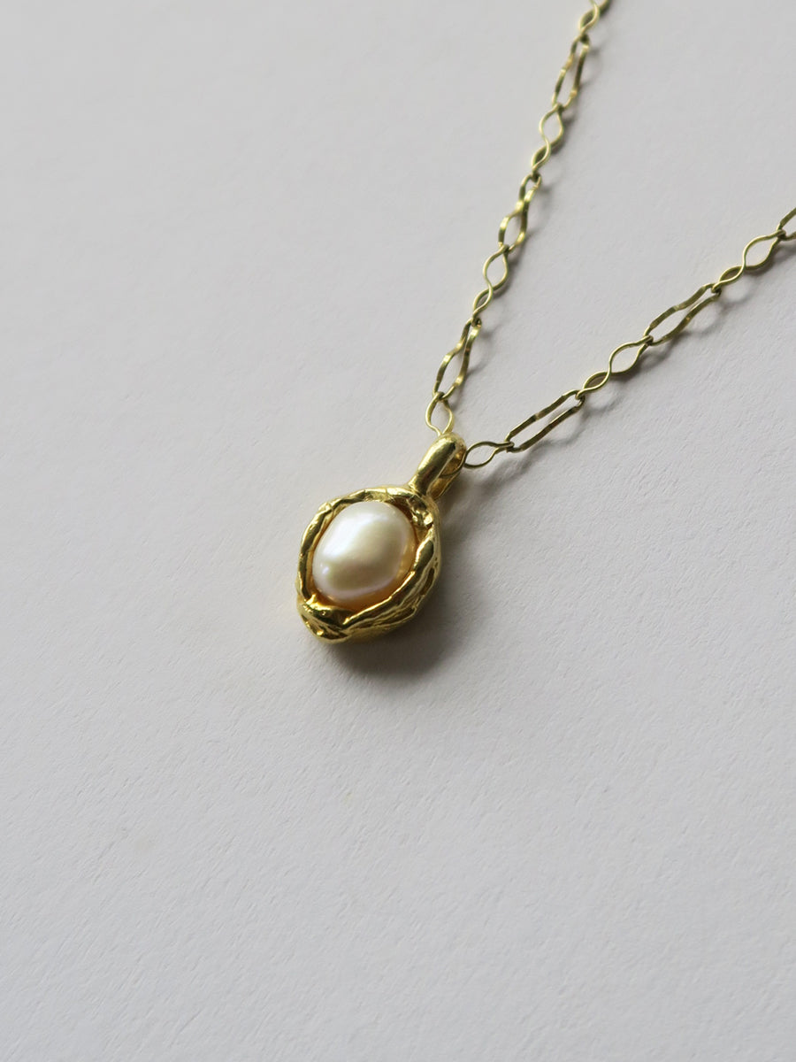 The World Is My Oyster 《Necklace》（Pearl）