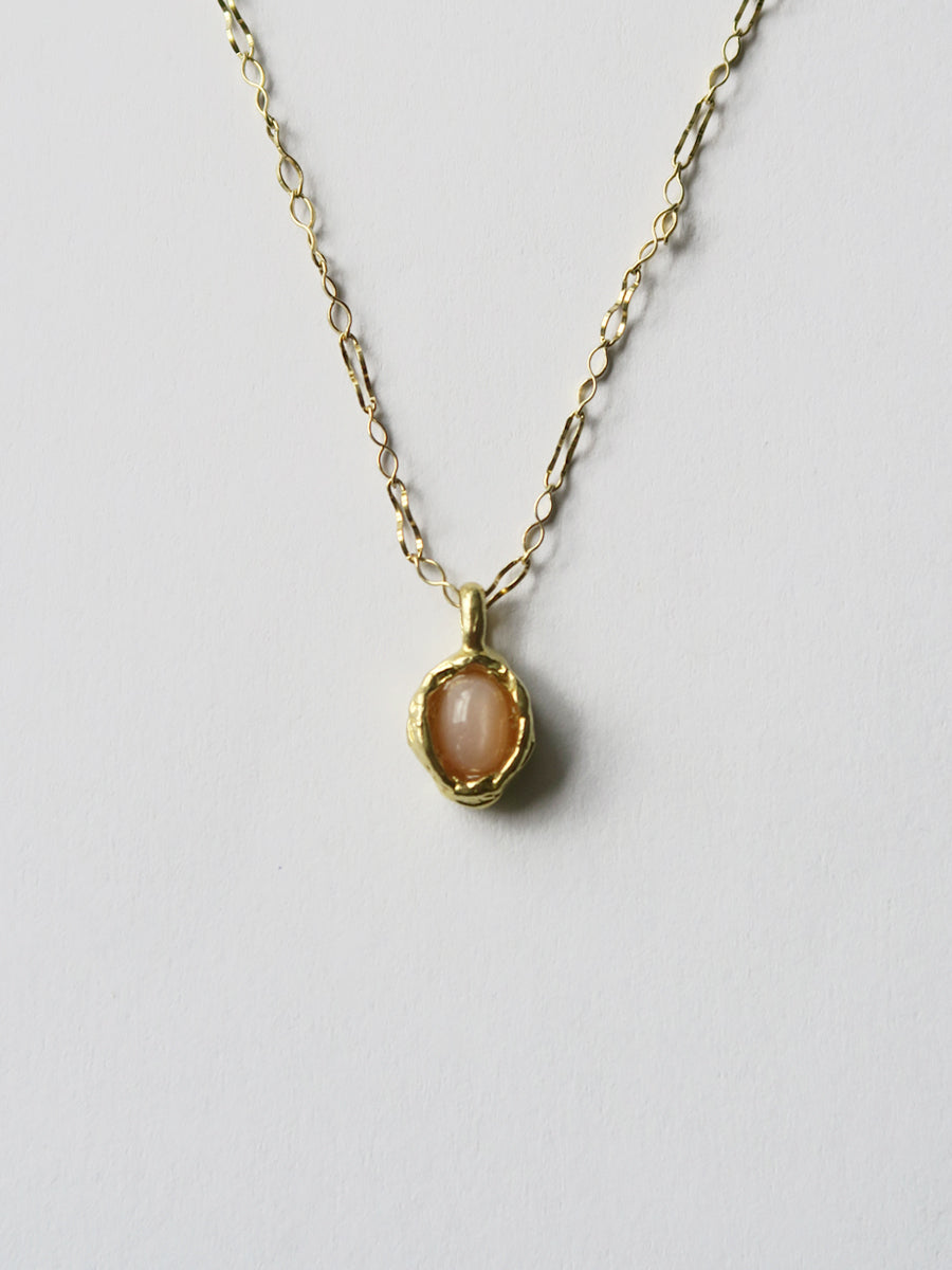 The World Is My Oyster 《Necklace》（Moonstone）
