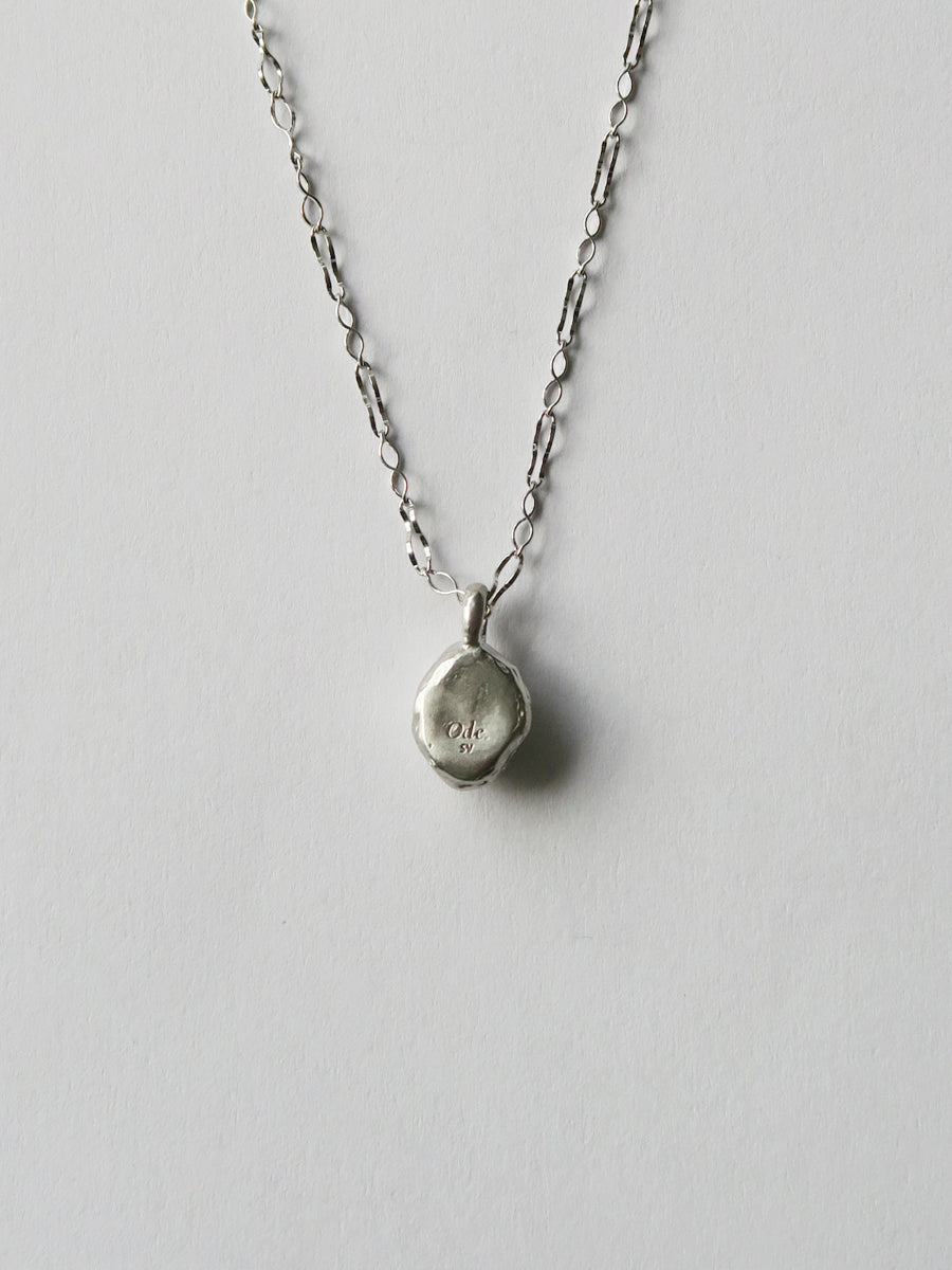 The World Is My Oyster 《Necklace》（Pearl） Silver