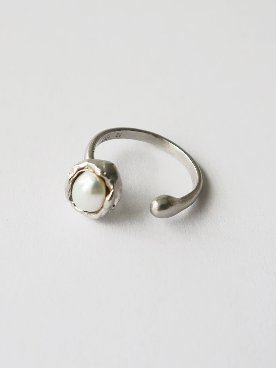 The World Is My Oyster 《Ring》（Pearl）Silver